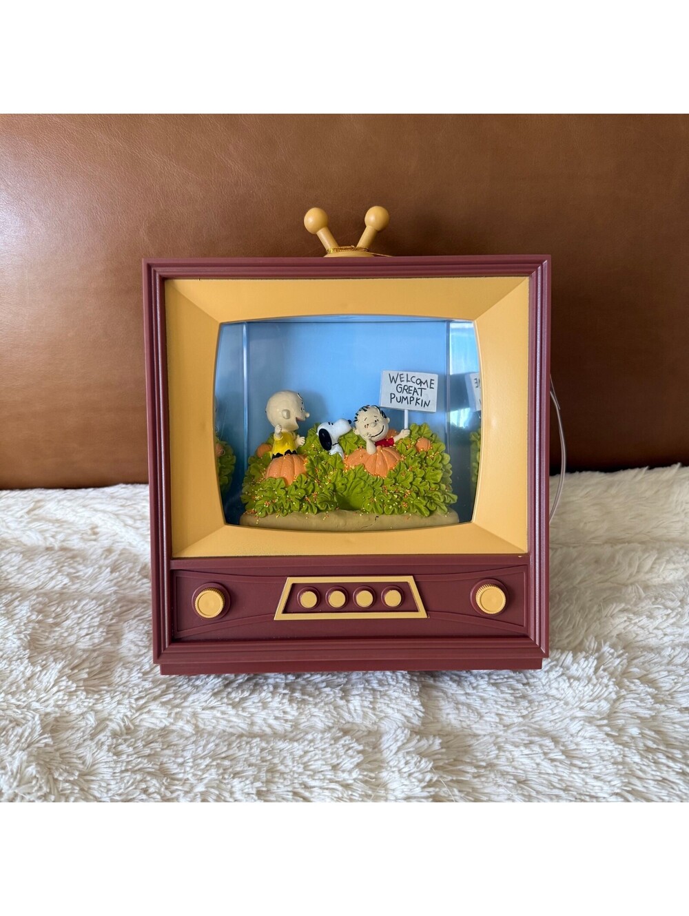 2026 Peanuts Snoopy Musical TV Water Globe SnoMotion Walgreens Halloween NEW
